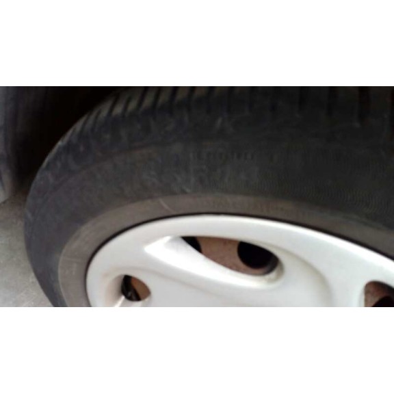 peugeot 206 berlina del año 2002