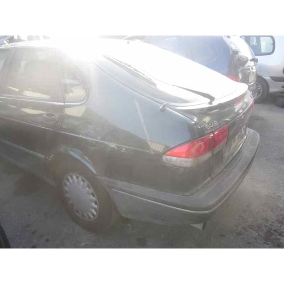 saab 900 berlina del año 1994