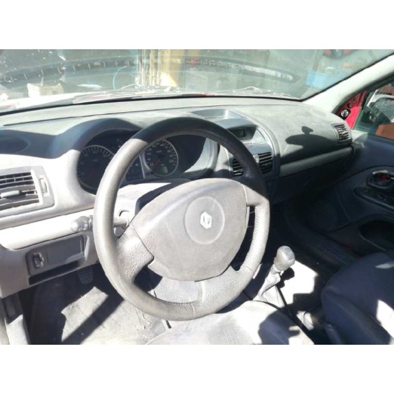 renault clio ii fase ii (b/cb0) del año 2002