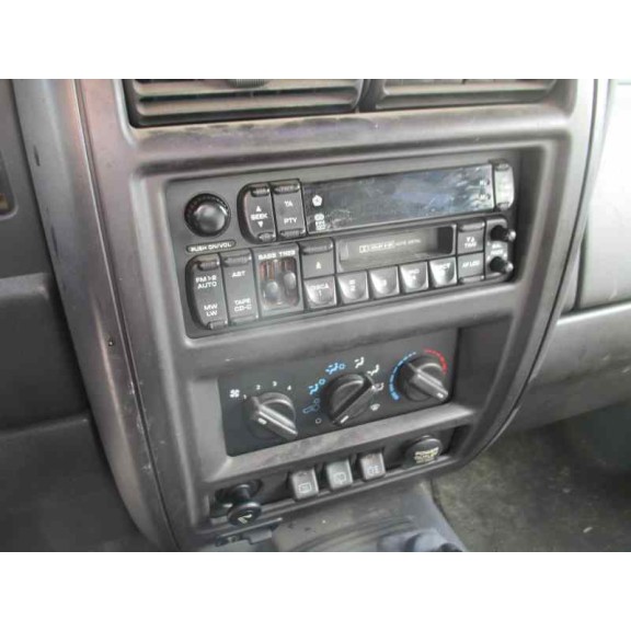 chrysler jeep cherokee (xj) del año 2000