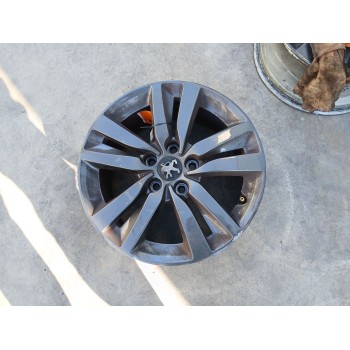 LLANTA TRASERA DERECHA 9677989577 