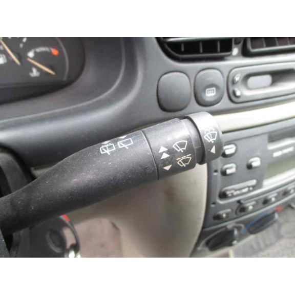 ford fiesta berlina del año 1997