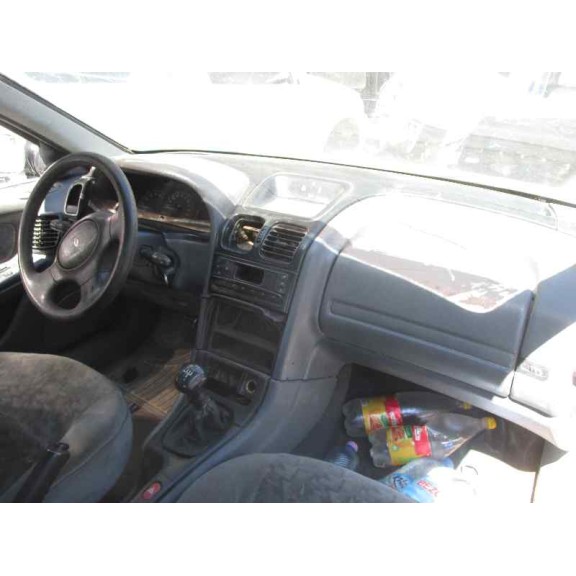 renault laguna (b56) del año 2000