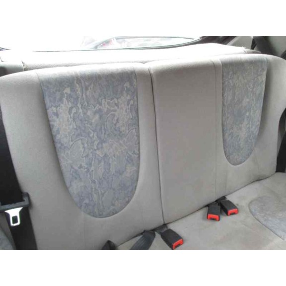 ford fiesta berlina del año 1997