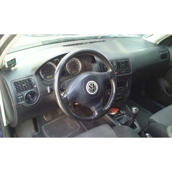 volkswagen golf iv berlina (1j1) del año 2002