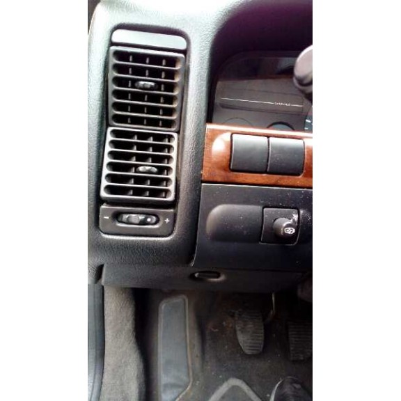 citroën xantia berlina del año 1998