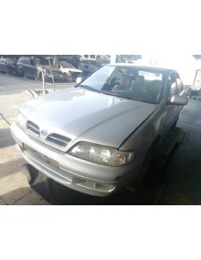 nissan primera berlina (p11) del año 1998 2