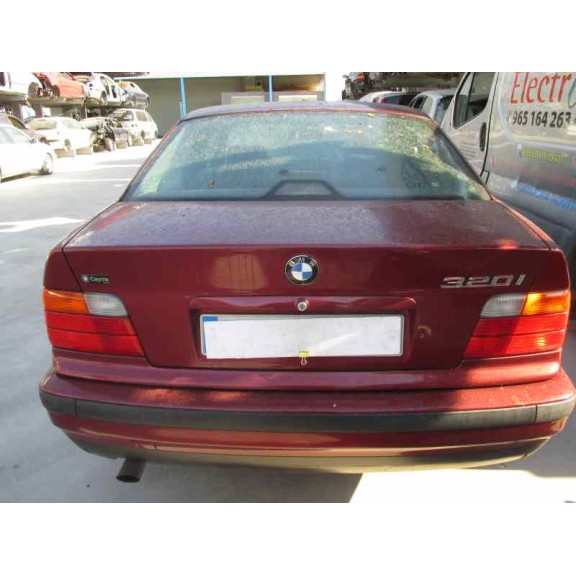 bmw serie 3 berlina (e36) del año 1997