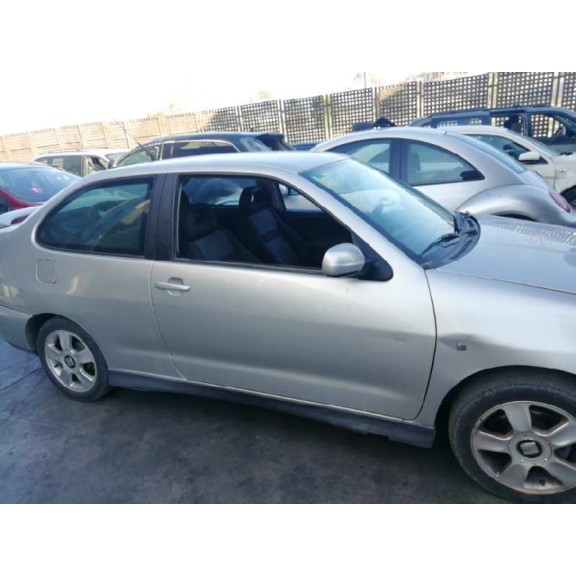 seat cordoba berlina (6k2) del año 2002