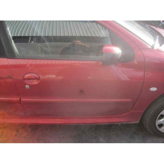 peugeot 206 berlina del año 2004