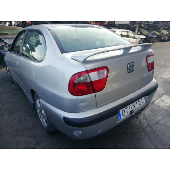 seat cordoba berlina (6k2) del año 2002