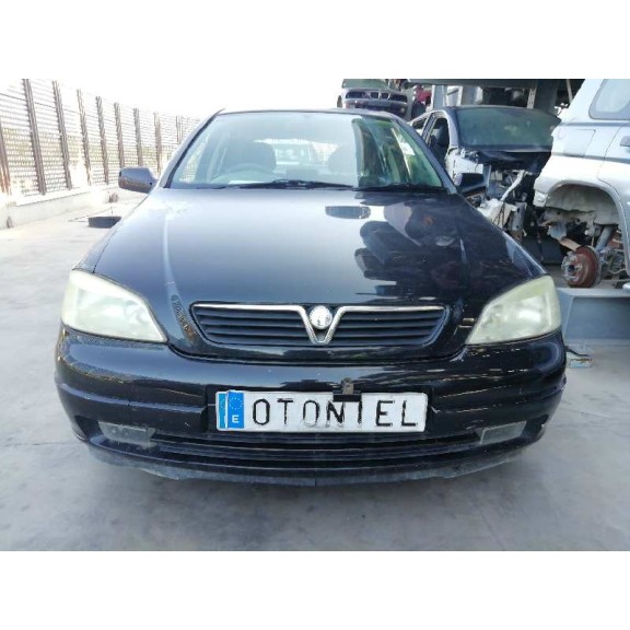 opel astra g berlina del año 2001