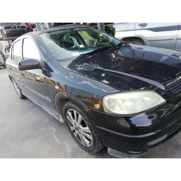 opel astra g berlina del año 2001