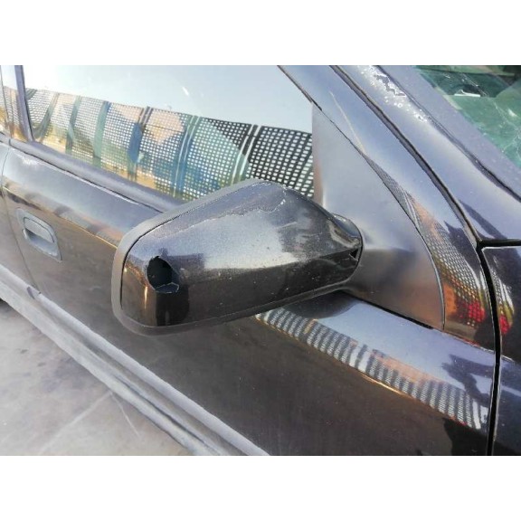 opel astra g berlina del año 2001