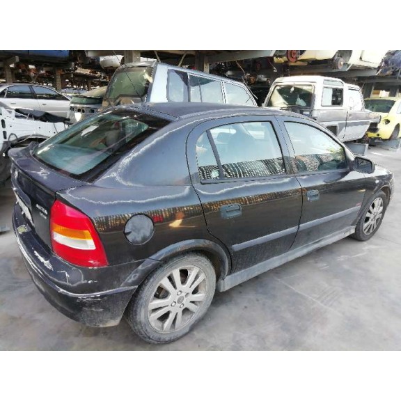 opel astra g berlina del año 2001