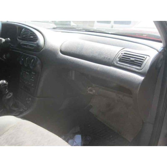 ford mondeo berlina (gd) del año 1999