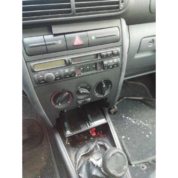 seat toledo (1m2) del año 2000