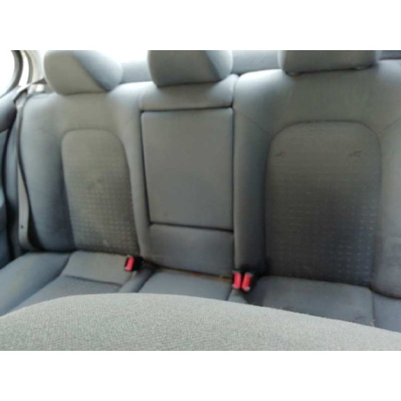 seat toledo (1m2) del año 2000