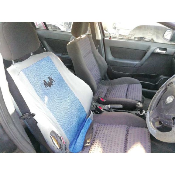 opel astra g berlina del año 2001