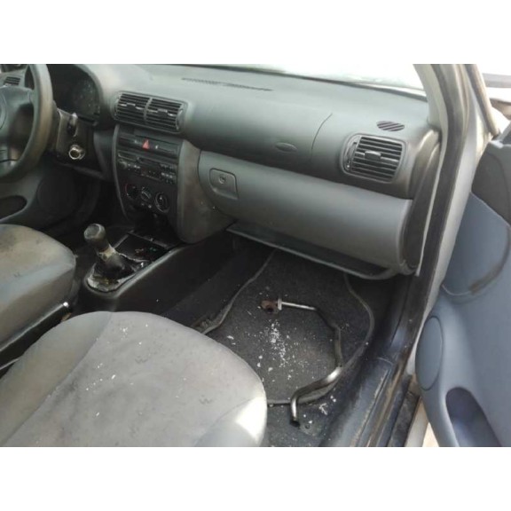 seat toledo (1m2) del año 2000