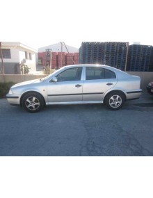 skoda octavia berlina (1u2) del año 2000