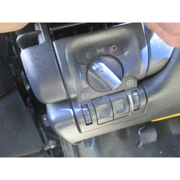 opel vectra b berlina del año 1998