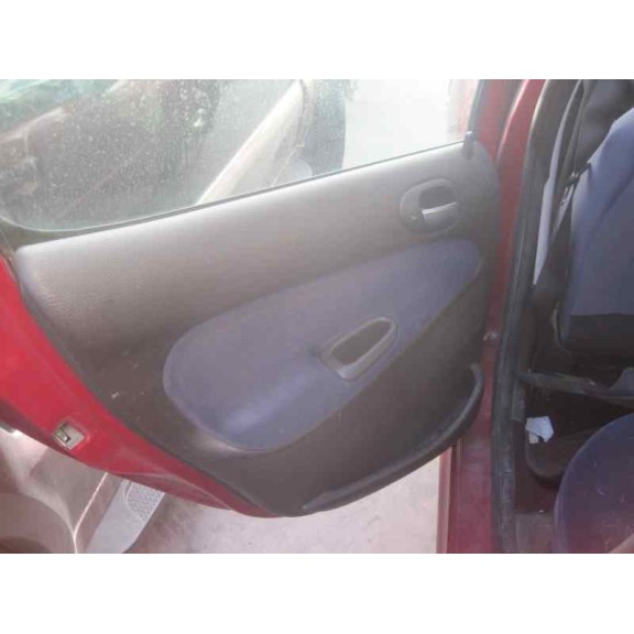 peugeot 206 berlina del año 2004