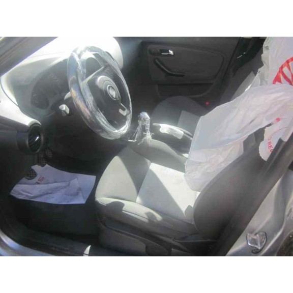 seat ibiza (6l1) del año 2005