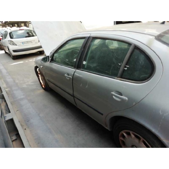 seat toledo (1m2) del año 2000