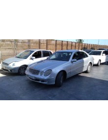 mercedes-benz clase e (w211) berlina del año 2003