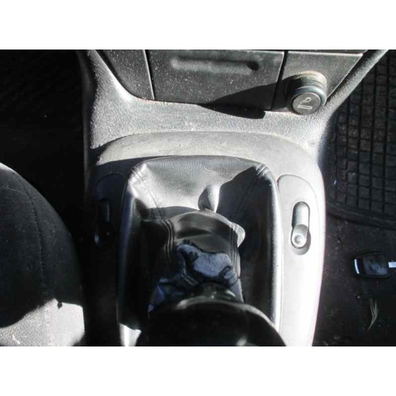 opel vectra b berlina del año 1998