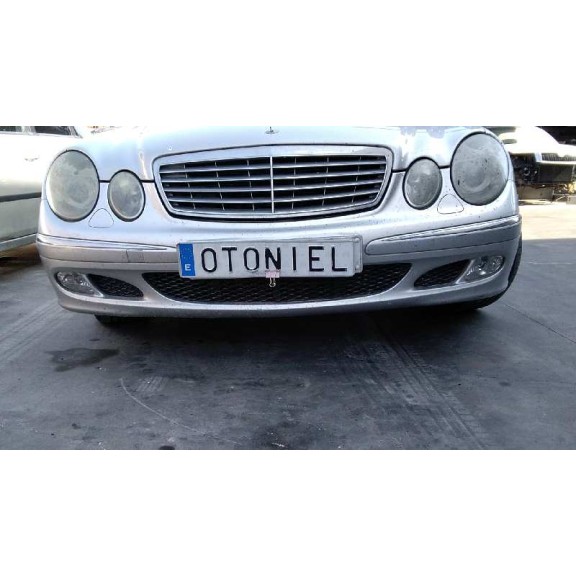 mercedes-benz clase e (w211) berlina del año 2003