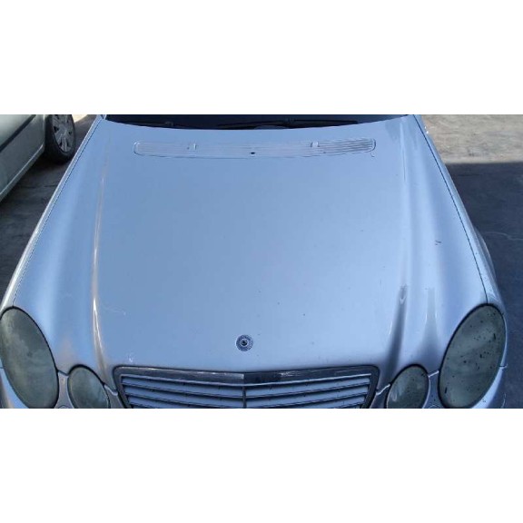 mercedes-benz clase e (w211) berlina del año 2003