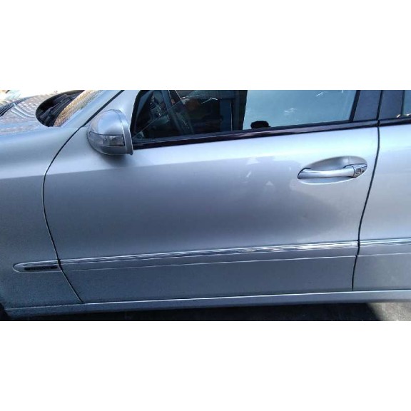 mercedes-benz clase e (w211) berlina del año 2003