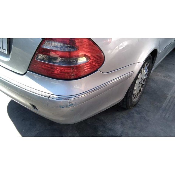 mercedes-benz clase e (w211) berlina del año 2003