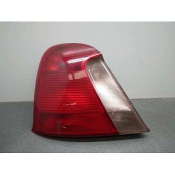 PILOTO TRASERO IZQUIERDO 263141 4 PUERTAS 