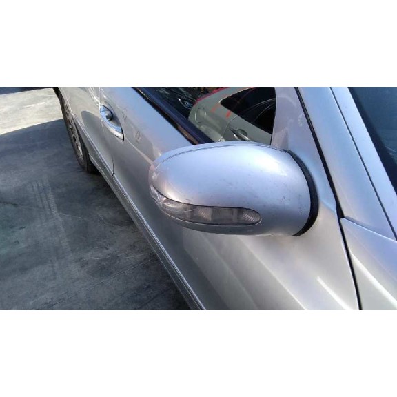 mercedes-benz clase e (w211) berlina del año 2003