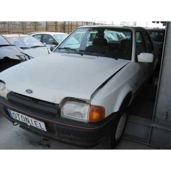 ford orion del año 1990