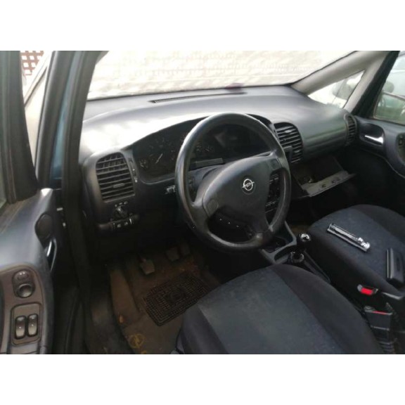 opel zafira a del año 2000