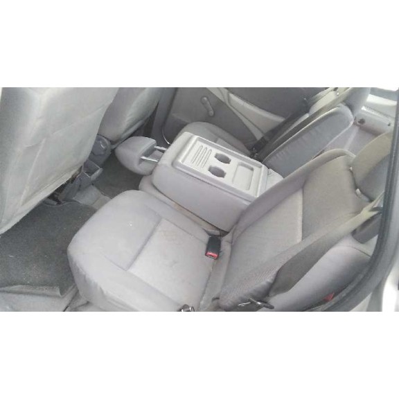 nissan almera tino (v10m) del año 2005