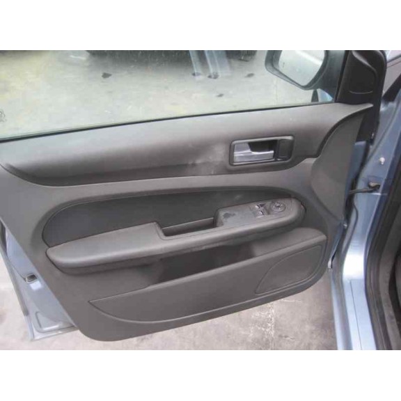 ford focus berlina (cap) del año 2005