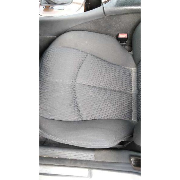 mercedes-benz clase e (w211) berlina del año 2003