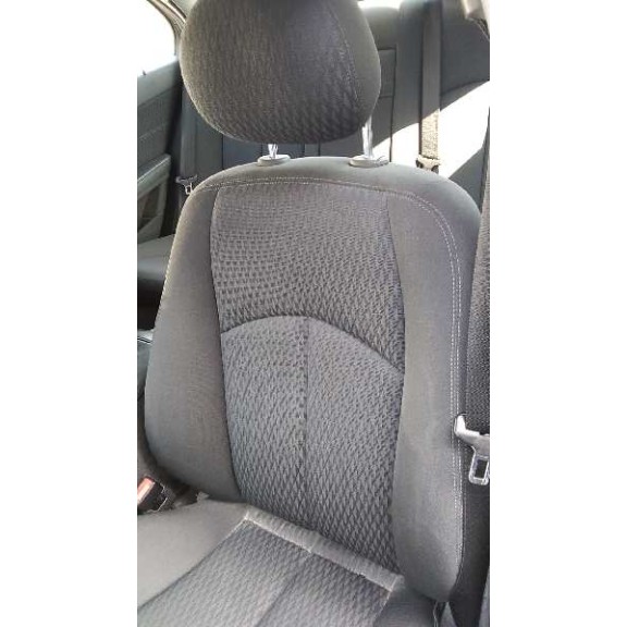 mercedes-benz clase e (w211) berlina del año 2003