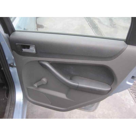 ford focus berlina (cap) del año 2005