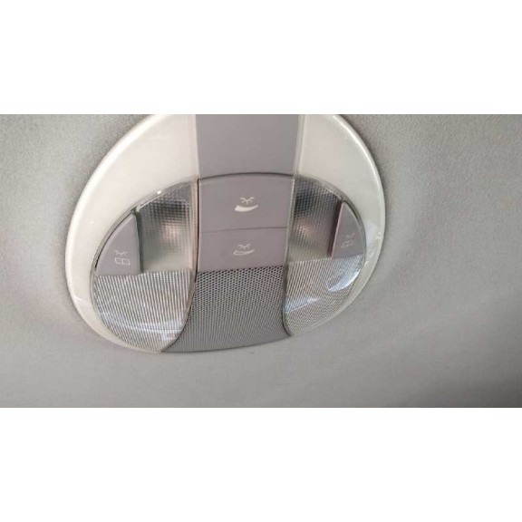 mercedes-benz clase e (w211) berlina del año 2003