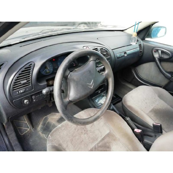 citroën xsara berlina del año 2003