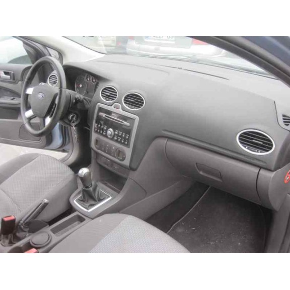 ford focus berlina (cap) del año 2005
