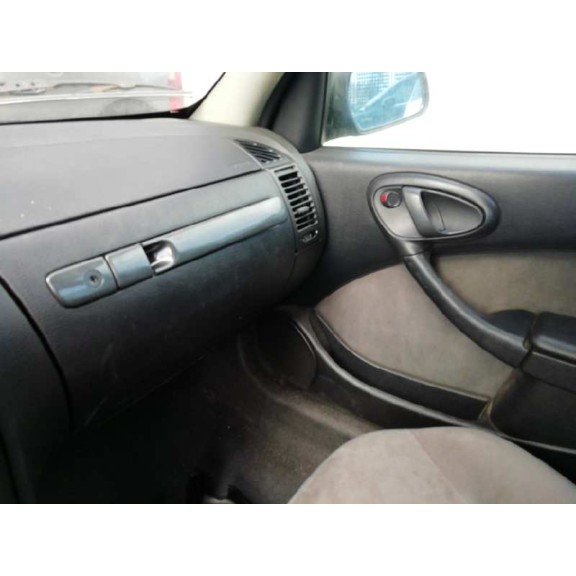 citroën xsara berlina del año 2003