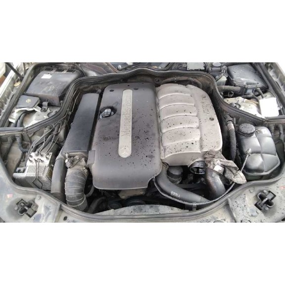 mercedes-benz clase e (w211) berlina del año 2003