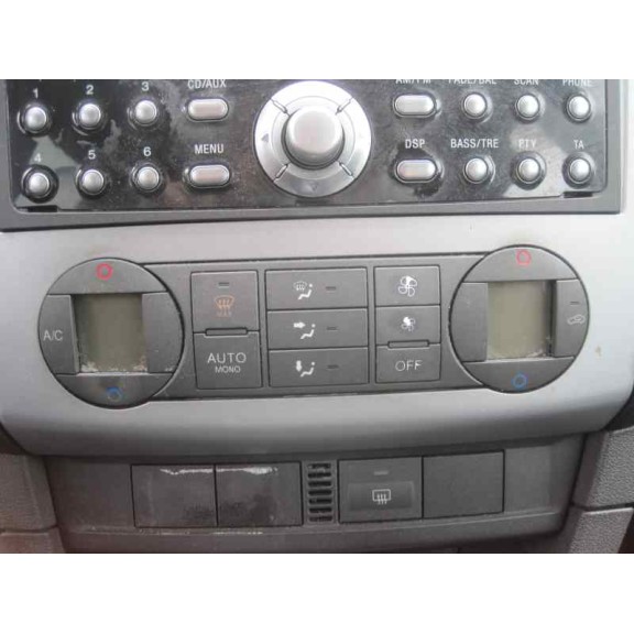 ford focus berlina (cap) del año 2005